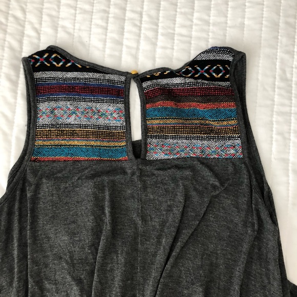 Cute patterned tank! - Picture 3 of 3